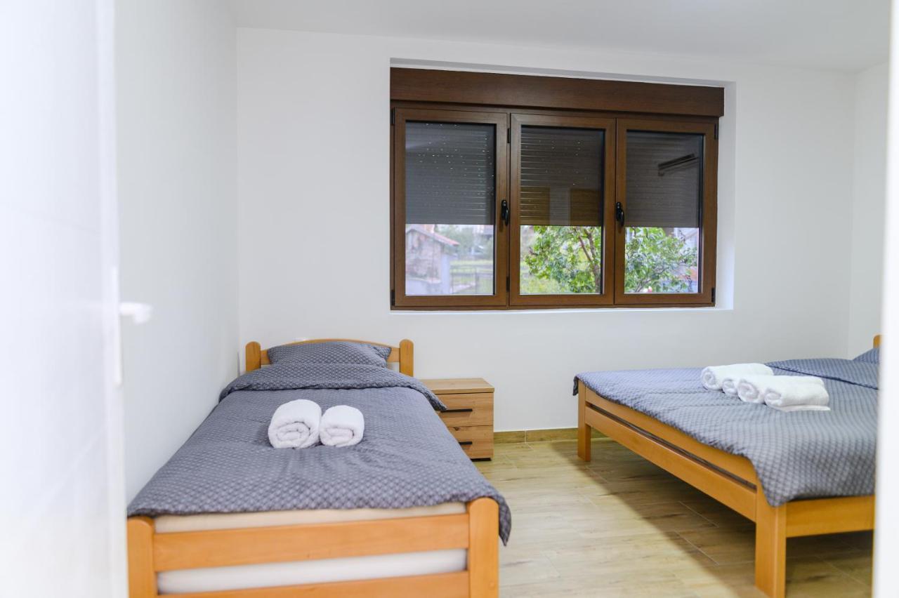 Apartman Dina Soko Banja Luaran gambar
